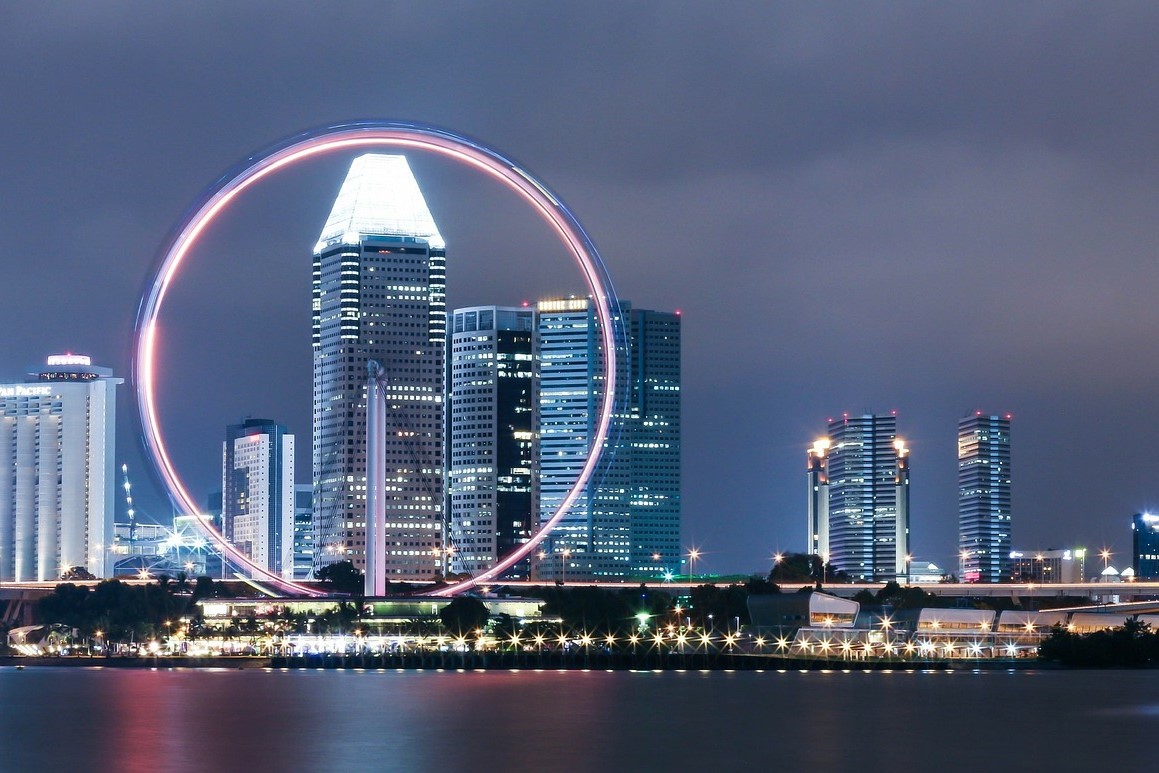 シンガポールの大観覧車「シンガポールフライヤー」の夜景