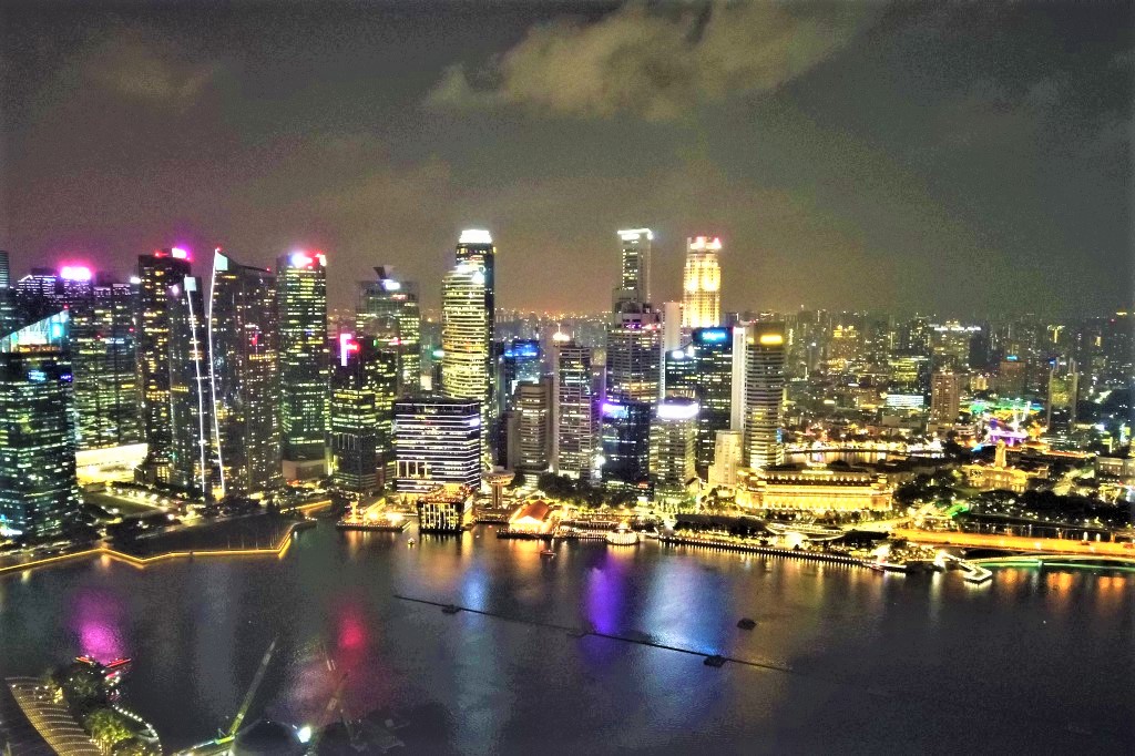 シンガポールの夜景が一番キレイに見れる場所 サンズ展望デッキへの行き方 最安チケットの入手方法 あじあ