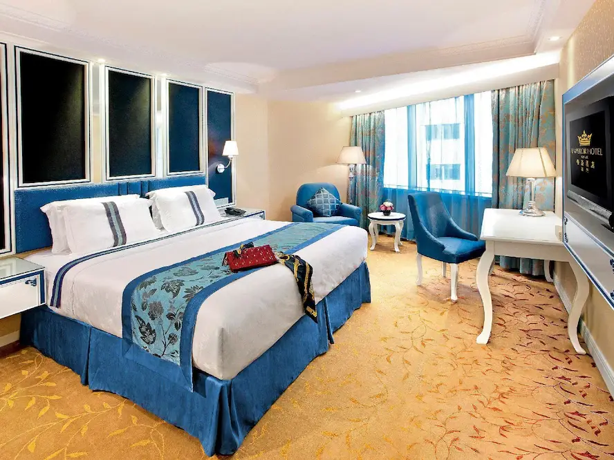 エンペラー ホテル