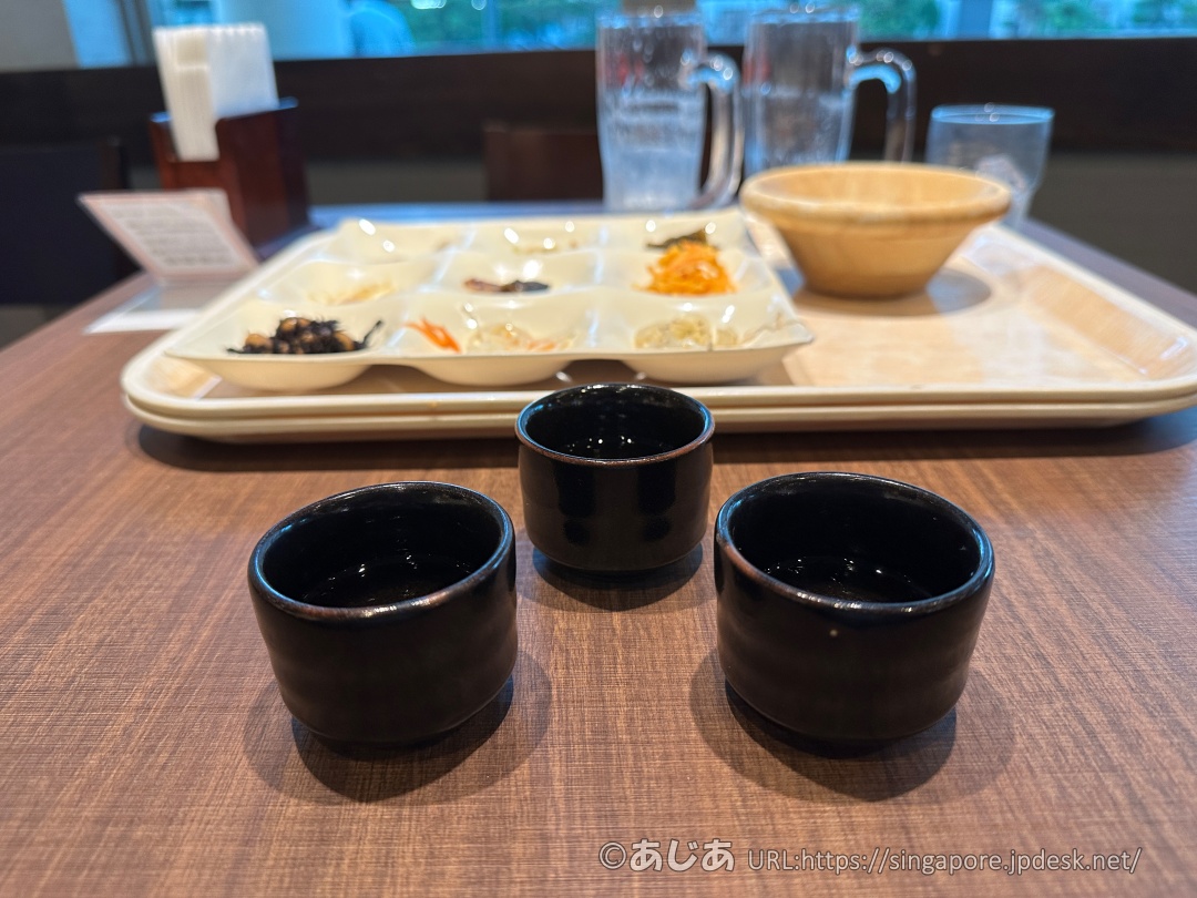 ダイワロイネットホテル那覇国際通りの朝食ビュッフェの泡盛3種飲み比べ