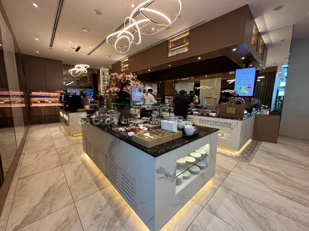 SATS Premier Lounge第3ターミナルのビュッフェ