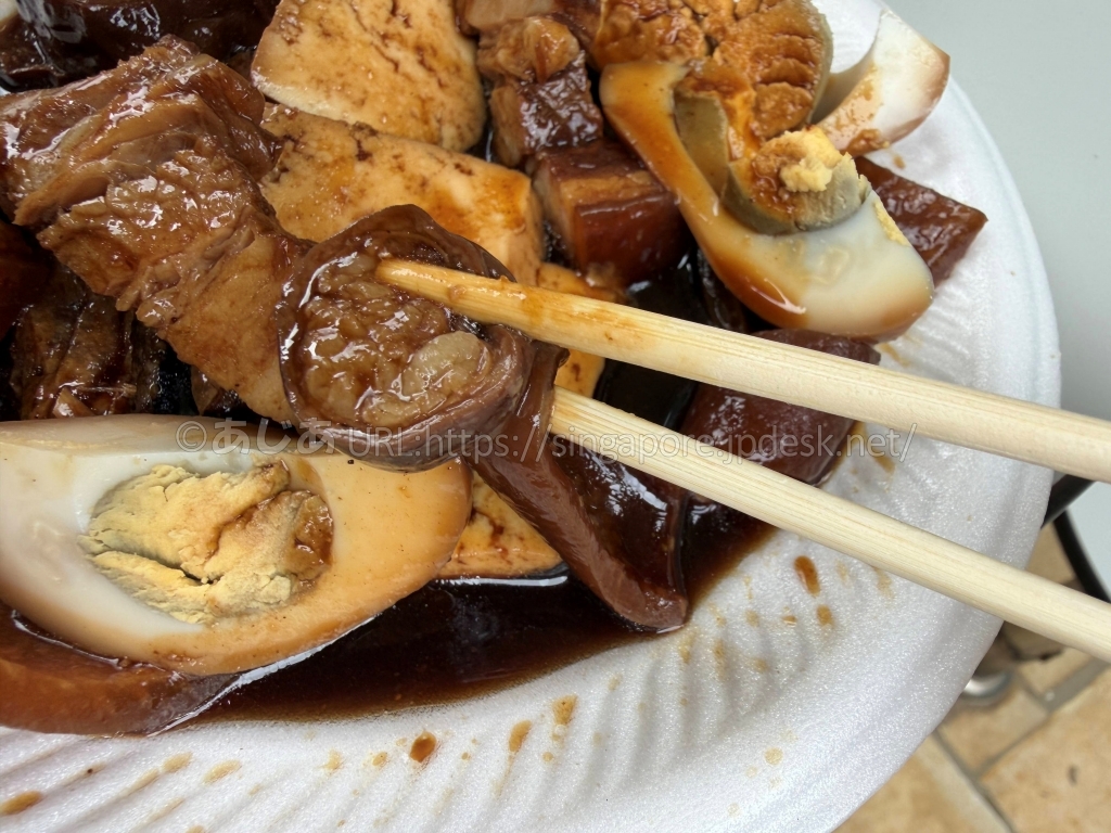 Kwee Hengの弾力ある内臓煮込みと煮卵