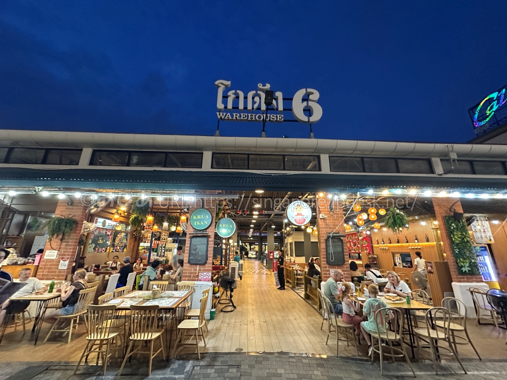 タイ料理レストランが並ぶアジアンティーク6号棟