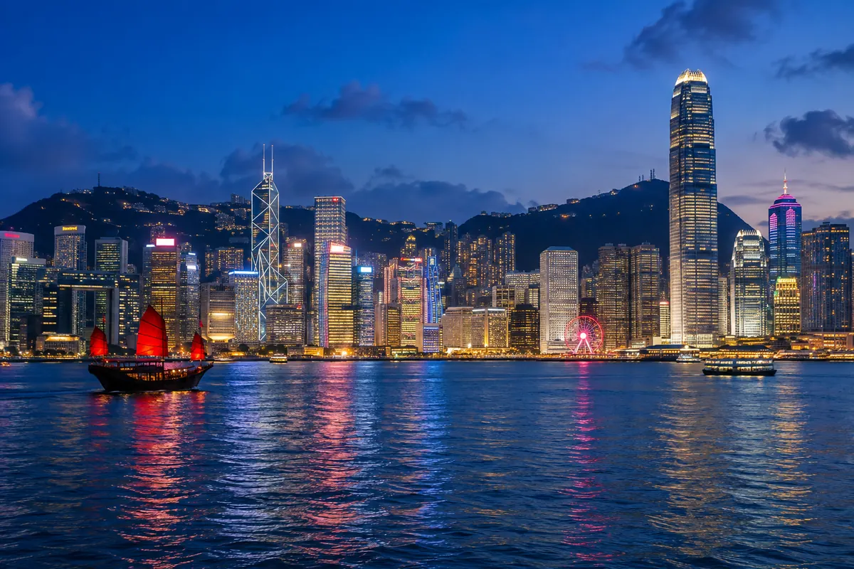 ビクトリアハーバーから望む香港の夜景