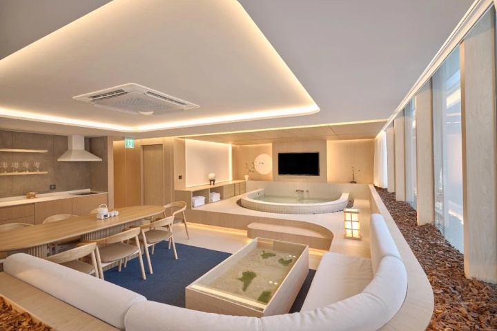 UH スイート ザ カンナム