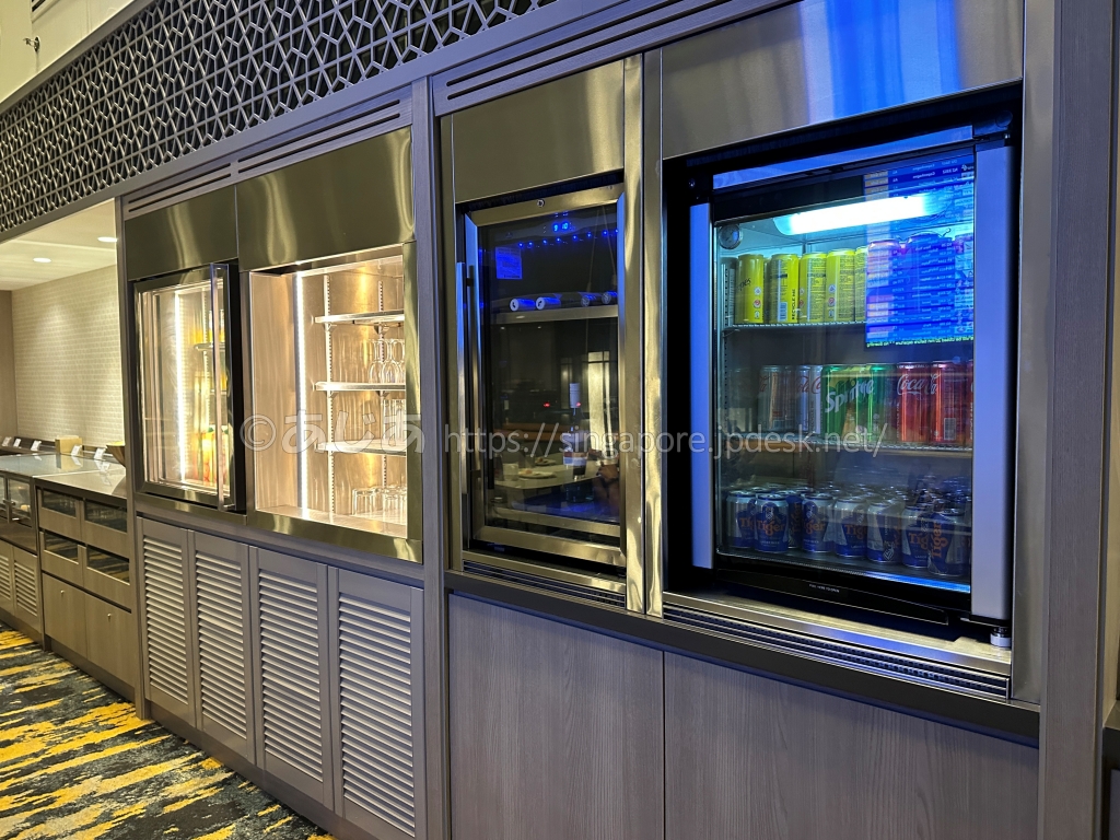 Marhaba LoungeのソフトドリンクとTiger Beer