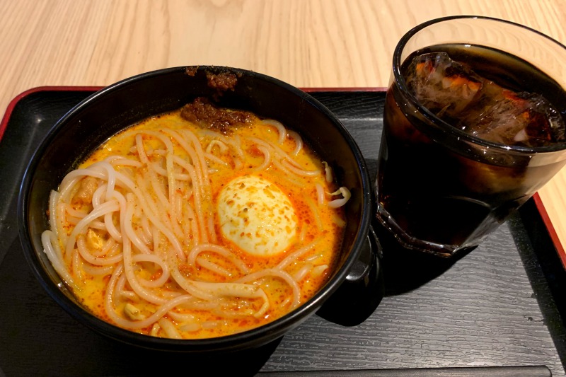 SATS Premier Lounge第3ターミナルで食べたラクサ