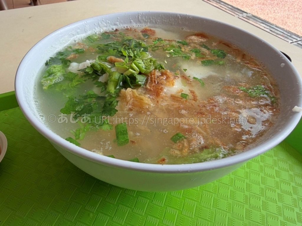 Song Kee Teochew Fish Porridgeの厚切り魚が入った潮州式魚粥