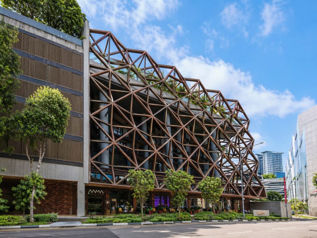 ママ シェルター シンガポール オーチャードの個性的な外観