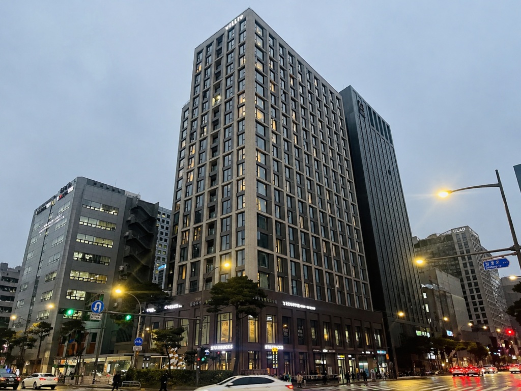 ヴィリブ イン ザ シティ 南山の外観